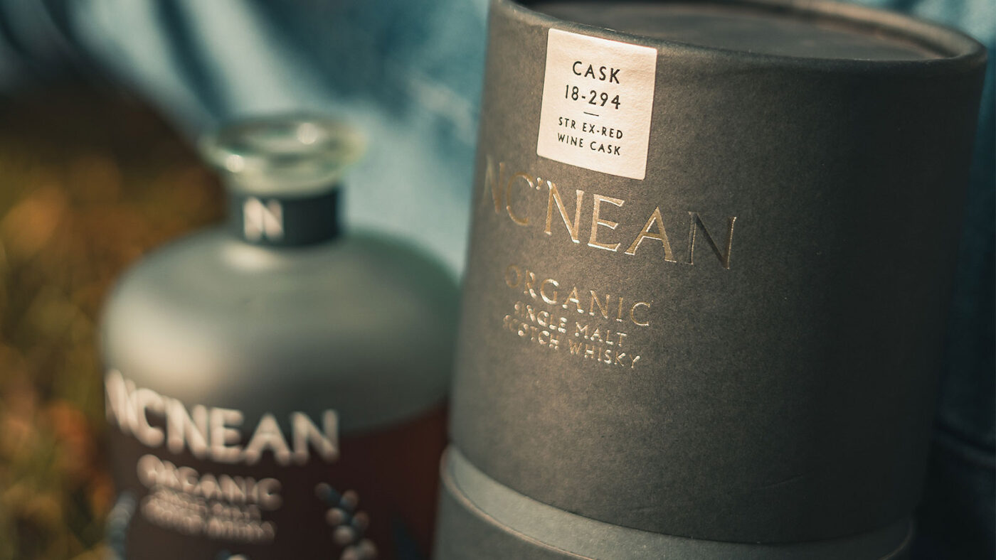 Nc'nean hat den Nc'nean Aon Cask 18-294 veröffentlicht: In wenigen Tagen gibt es den Whisky zu kaufen
